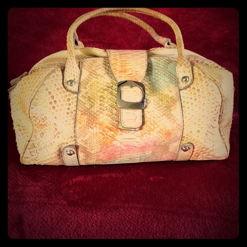 Hand bag